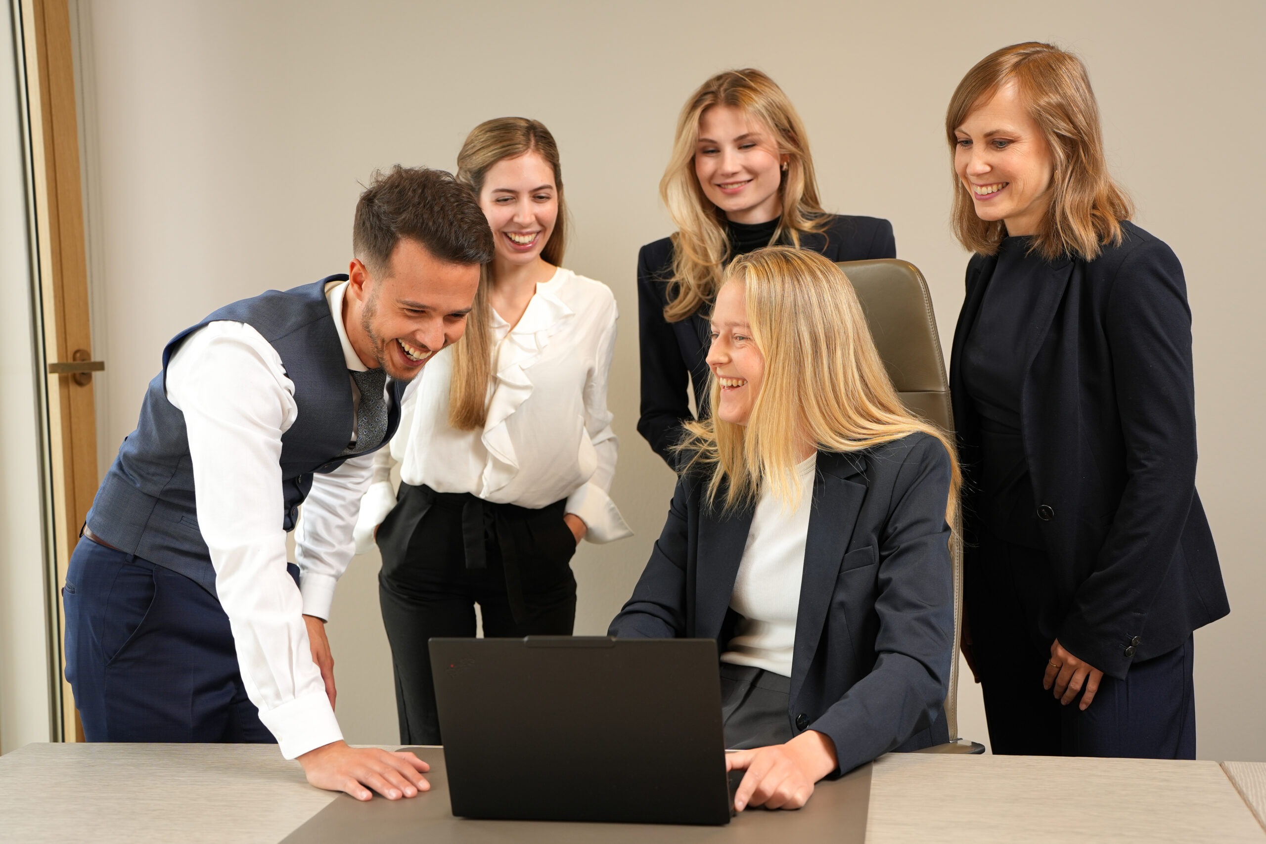 Unser Steuerberater Team | Steuerberater & digitale Steuerkanzlei